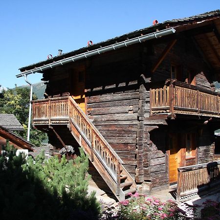 Hotel De Moiry Superieur グリモン エクステリア 写真