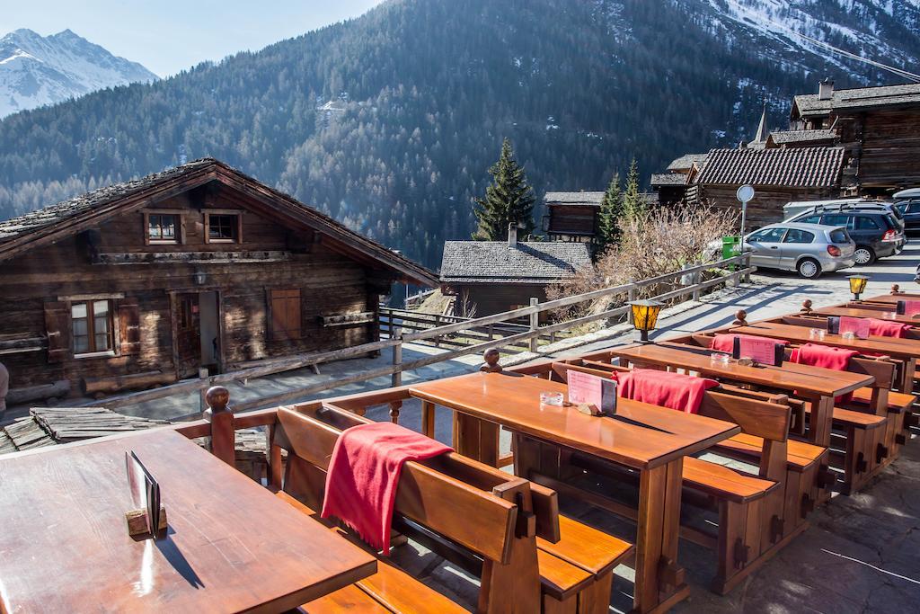 Hotel De Moiry Superieur グリモン エクステリア 写真