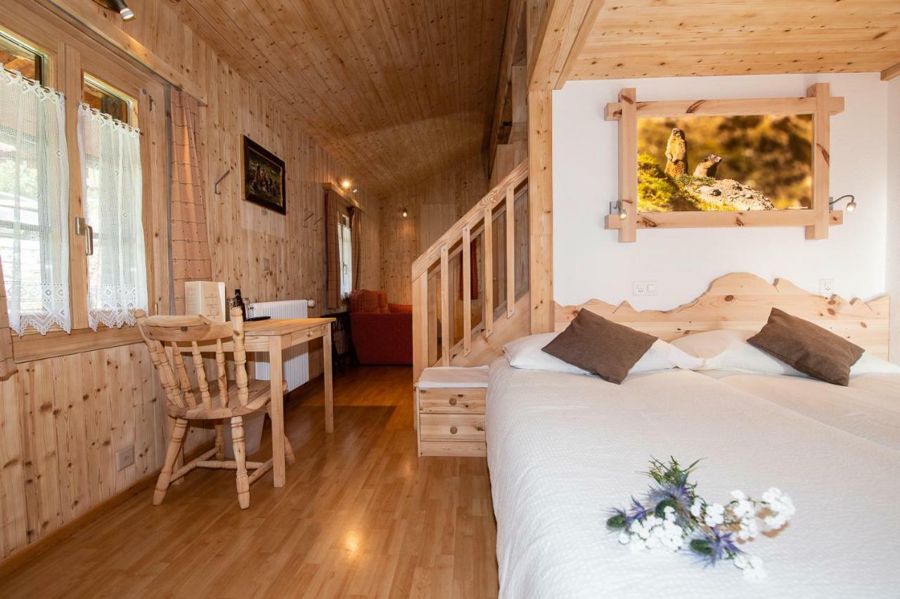Hotel De Moiry Superieur グリモン エクステリア 写真