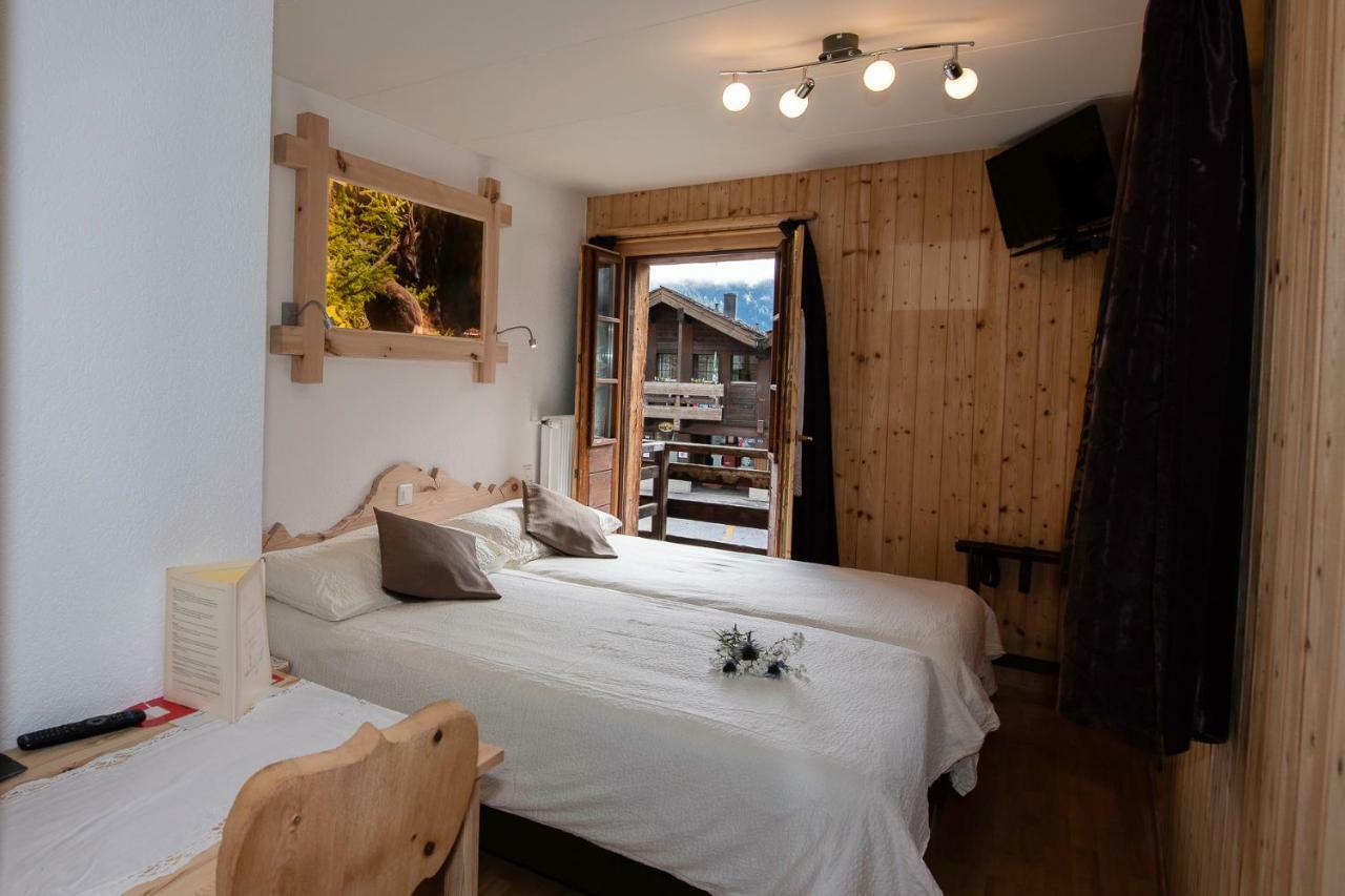 Hotel De Moiry Superieur グリモン エクステリア 写真